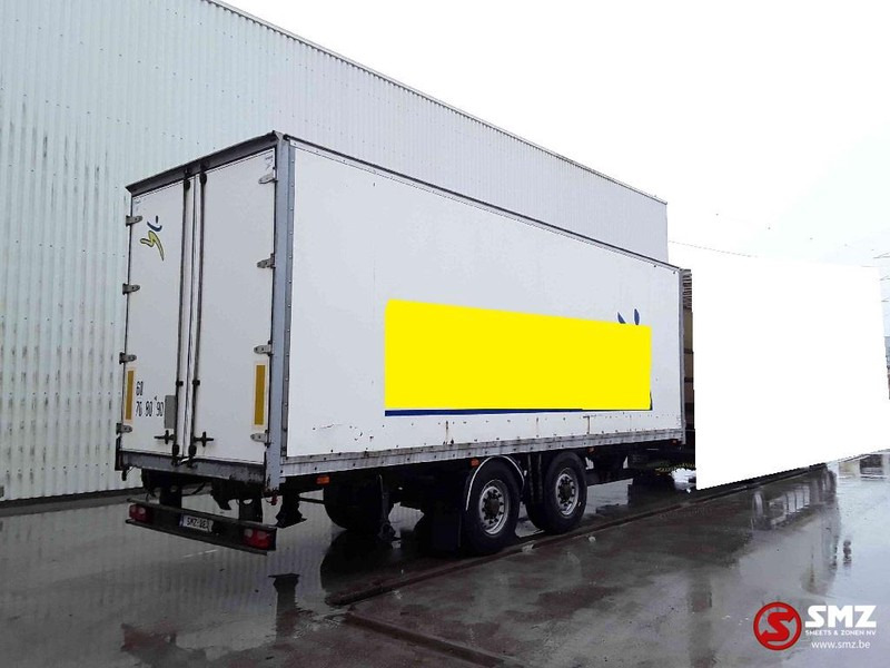 Samro SR 334 - Poluprikolica sa zatvorenim sandukom: slika Samro SR 334 - Poluprikolica sa zatvorenim sandukom Samro SR 334 - Poluprikolica sa zatvorenim sandukom: slika Samro SR 334 - Poluprikolica sa zatvorenim sandukom