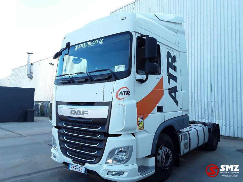 DAF 106 XF 460 2 tank intarder - Tegljač: slika DAF 106 XF 460 2 tank intarder - Tegljač DAF 106 XF 460 2 tank intarder - Tegljač: slika DAF 106 XF 460 2 tank intarder - Tegljač