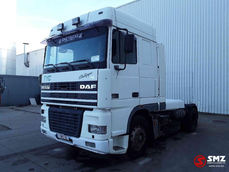DAF XF 430 Spacecab Euro 2 - Tegljač: slika DAF XF 430 Spacecab Euro 2 - Tegljač DAF XF 430 Spacecab Euro 2 - Tegljač: slika DAF XF 430 Spacecab Euro 2 - Tegljač