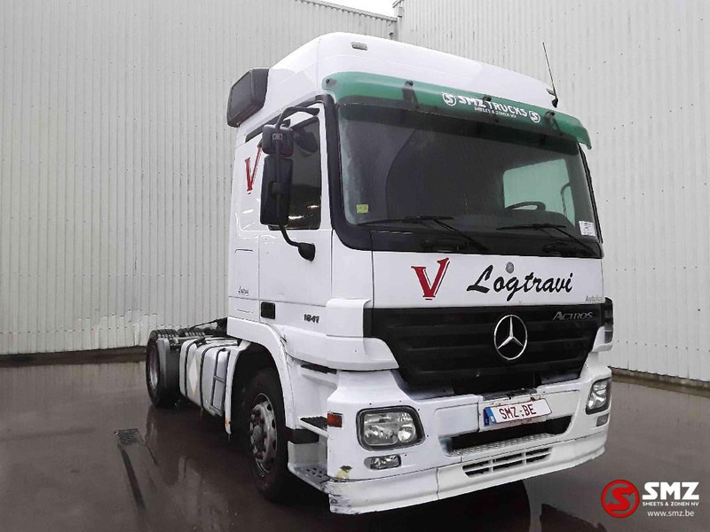 Mercedes-Benz Actros 1841 3 pedales - Tegljač: slika Mercedes-Benz Actros 1841 3 pedales - Tegljač Mercedes-Benz Actros 1841 3 pedales - Tegljač: slika Mercedes-Benz Actros 1841 3 pedales - Tegljač
