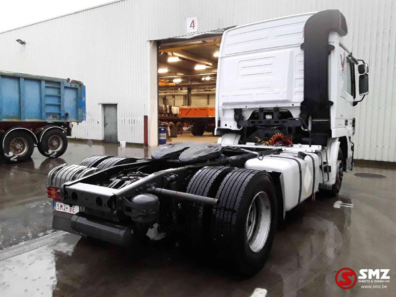 Tegljač Mercedes-Benz Actros 1841 3 pedales: slika Tegljač Mercedes-Benz Actros 1841 3 pedales