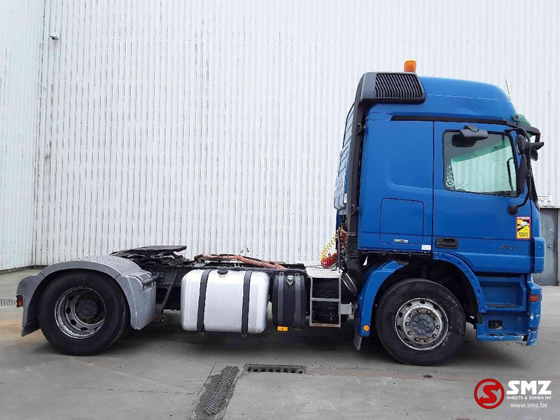 Mercedes-Benz Actros 1851 mega 3 pedals - Tegljač: slika Mercedes-Benz Actros 1851 mega 3 pedals - Tegljač Mercedes-Benz Actros 1851 mega 3 pedals - Tegljač: slika Mercedes-Benz Actros 1851 mega 3 pedals - Tegljač