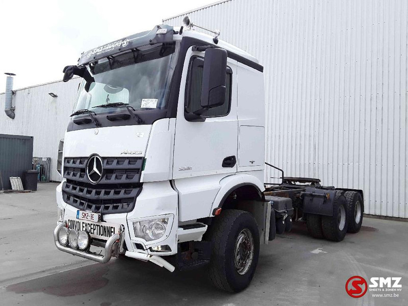 Mercedes-Benz Arocs 3351 lames steel - Tegljač: slika Mercedes-Benz Arocs 3351 lames steel - Tegljač Mercedes-Benz Arocs 3351 lames steel - Tegljač: slika Mercedes-Benz Arocs 3351 lames steel - Tegljač