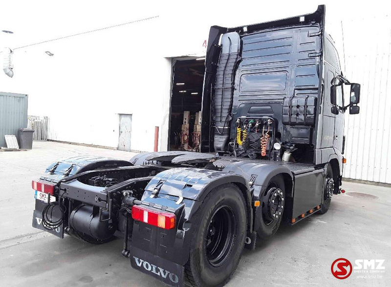 Tegljač Volvo FH 16 610 globe Xl showtruck old tacho: slika Tegljač Volvo FH 16 610 globe Xl showtruck old tacho