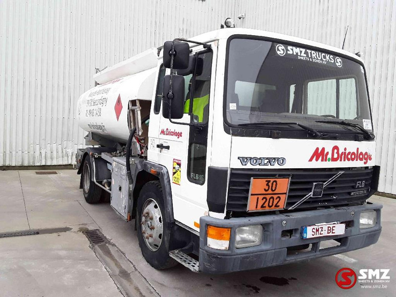 Volvo FL6 10000L - Kamion cisterna: slika Volvo FL6 10000L - Kamion cisterna Volvo FL6 10000L - Kamion cisterna: slika Volvo FL6 10000L - Kamion cisterna