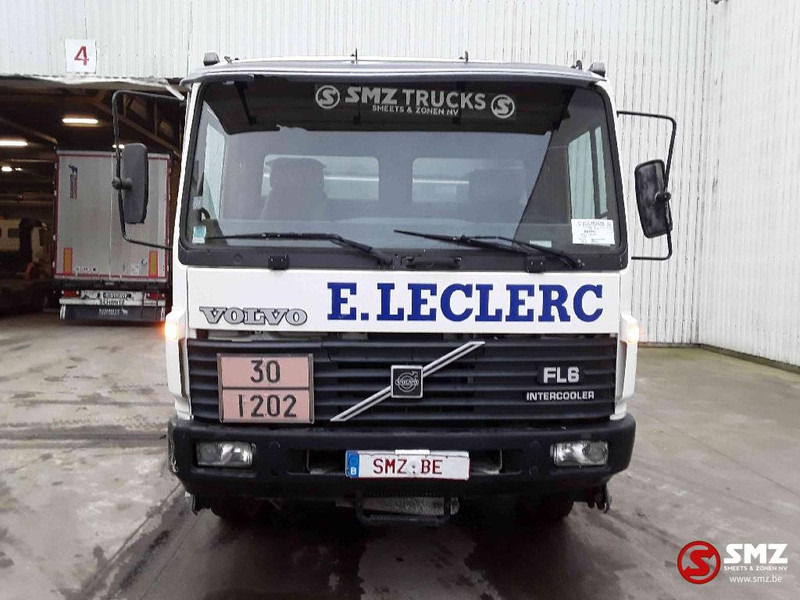 Volvo FL6 9500L - Kamion cisterna: slika Volvo FL6 9500L - Kamion cisterna Volvo FL6 9500L - Kamion cisterna: slika Volvo FL6 9500L - Kamion cisterna