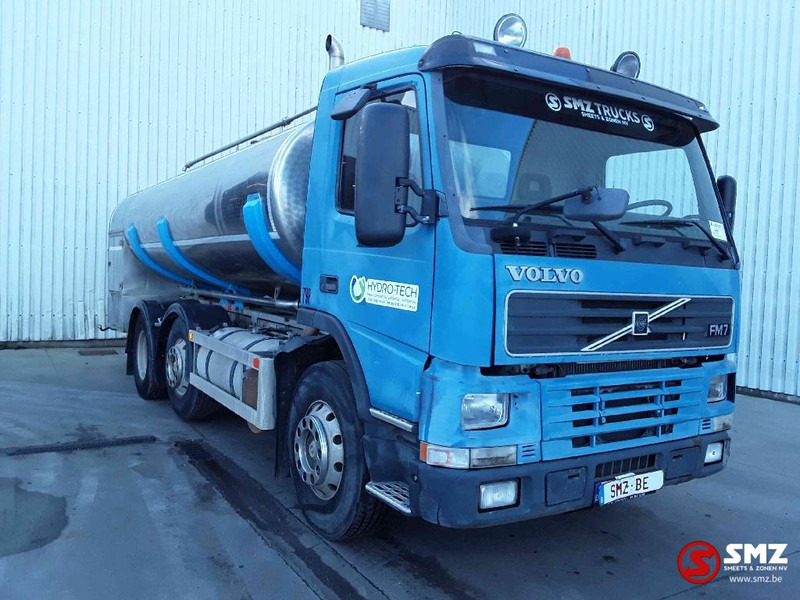 Volvo FM 320 6x2 inox - Kamion cisterna: slika Volvo FM 320 6x2 inox - Kamion cisterna Volvo FM 320 6x2 inox - Kamion cisterna: slika Volvo FM 320 6x2 inox - Kamion cisterna
