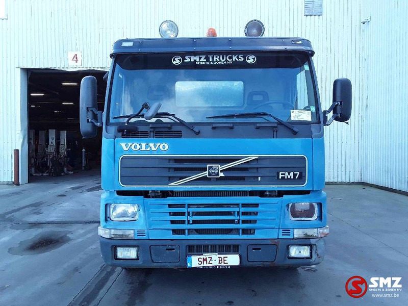 Volvo FM 320 6x2 inox - Kamion cisterna: slika Volvo FM 320 6x2 inox - Kamion cisterna Volvo FM 320 6x2 inox - Kamion cisterna: slika Volvo FM 320 6x2 inox - Kamion cisterna