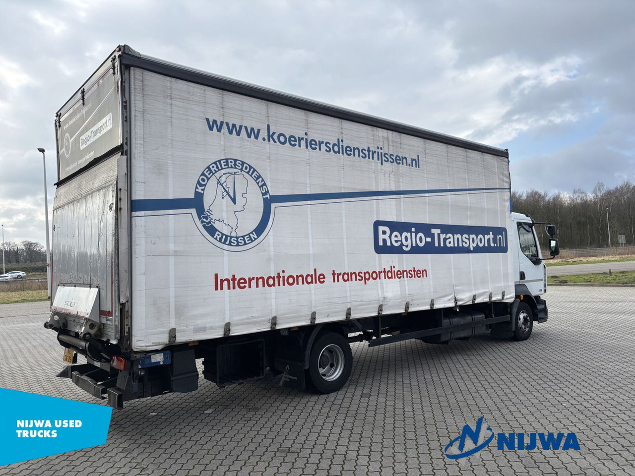 Renault MIDLUM 220 4x2 Schuifzeil + Laadklep - Kamion s ceradom: slika Renault MIDLUM 220 4x2 Schuifzeil + Laadklep - Kamion s ceradom Renault MIDLUM 220 4x2 Schuifzeil + Laadklep - Kamion s ceradom: slika Renault MIDLUM 220 4x2 Schuifzeil + Laadklep - Kamion s ceradom