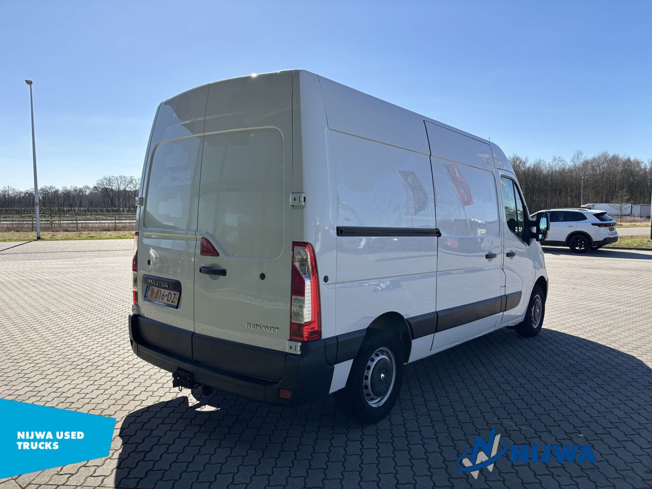 Renault Master T33 130 L2H2 Geïsoleerde bak Kasten - Mali kombi: slika Renault Master T33 130 L2H2 Geïsoleerde bak Kasten - Mali kombi Renault Master T33 130 L2H2 Geïsoleerde bak Kasten - Mali kombi: slika Renault Master T33 130 L2H2 Geïsoleerde bak Kasten - Mali kombi