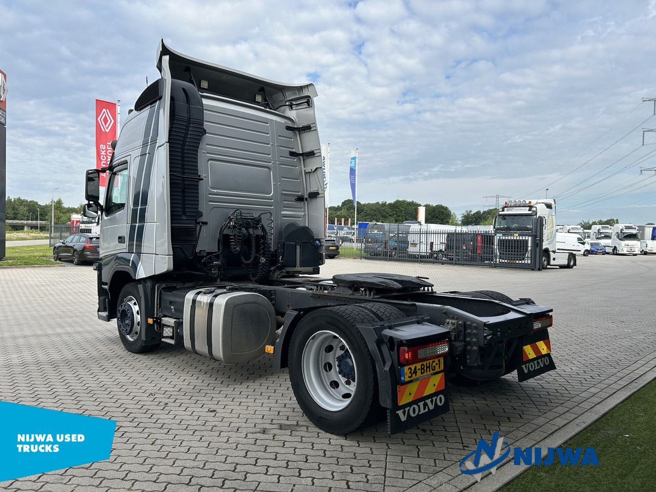 Volvo FM 410 4x2 VDS + XXL Cabine - Tegljač: slika Volvo FM 410 4x2 VDS + XXL Cabine - Tegljač Volvo FM 410 4x2 VDS + XXL Cabine - Tegljač: slika Volvo FM 410 4x2 VDS + XXL Cabine - Tegljač