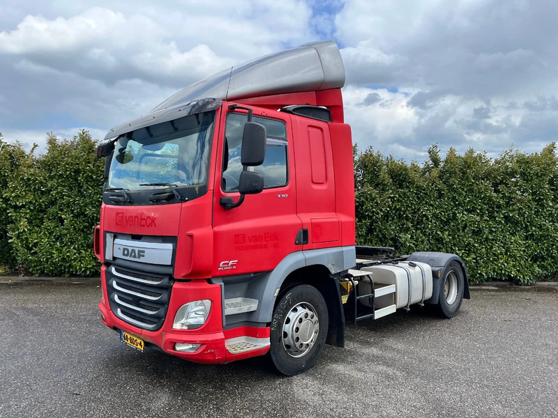 DAF CF 330 FT Euro6 - Tegljač: slika DAF CF 330 FT Euro6 - Tegljač DAF CF 330 FT Euro6 - Tegljač: slika DAF CF 330 FT Euro6 - Tegljač