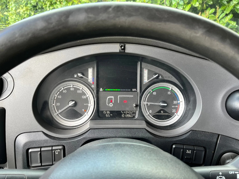 Tegljač DAF XF 460 FT SSC Euro6 Intarder: slika Tegljač DAF XF 460 FT SSC Euro6 Intarder