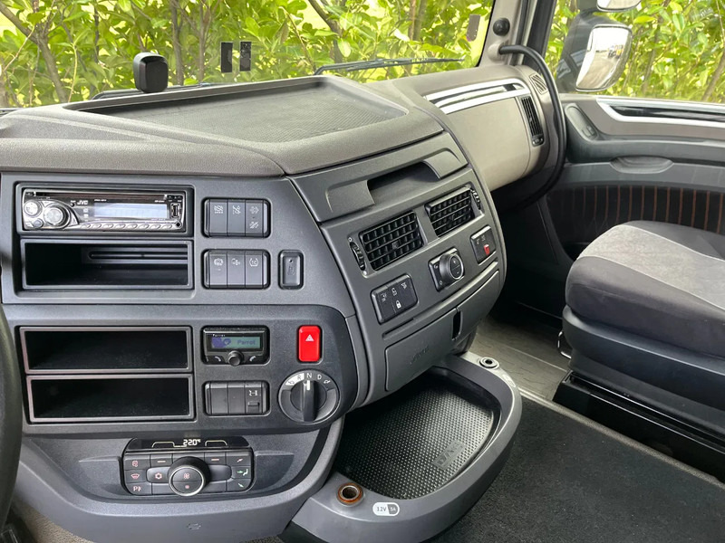 Tegljač DAF XF 480 FT SSC Euro6 ADR: slika Tegljač DAF XF 480 FT SSC Euro6 ADR Tegljač DAF XF 480 FT SSC Euro6 ADR: slika Tegljač DAF XF 480 FT SSC Euro6 ADR