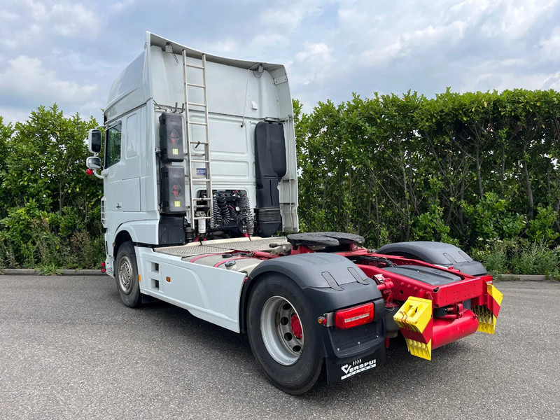 DAF XF 530 FT Euro6 Intarder Hydrauliek - Tegljač: slika DAF XF 530 FT Euro6 Intarder Hydrauliek - Tegljač DAF XF 530 FT Euro6 Intarder Hydrauliek - Tegljač: slika DAF XF 530 FT Euro6 Intarder Hydrauliek - Tegljač