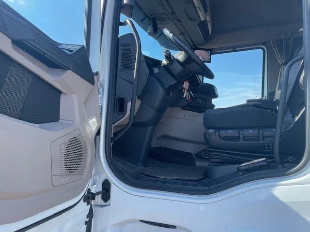 DAF XG 480 FT NGD only 183.700 km - Tegljač: slika DAF XG 480 FT NGD only 183.700 km - Tegljač DAF XG 480 FT NGD only 183.700 km - Tegljač: slika DAF XG 480 FT NGD only 183.700 km - Tegljač