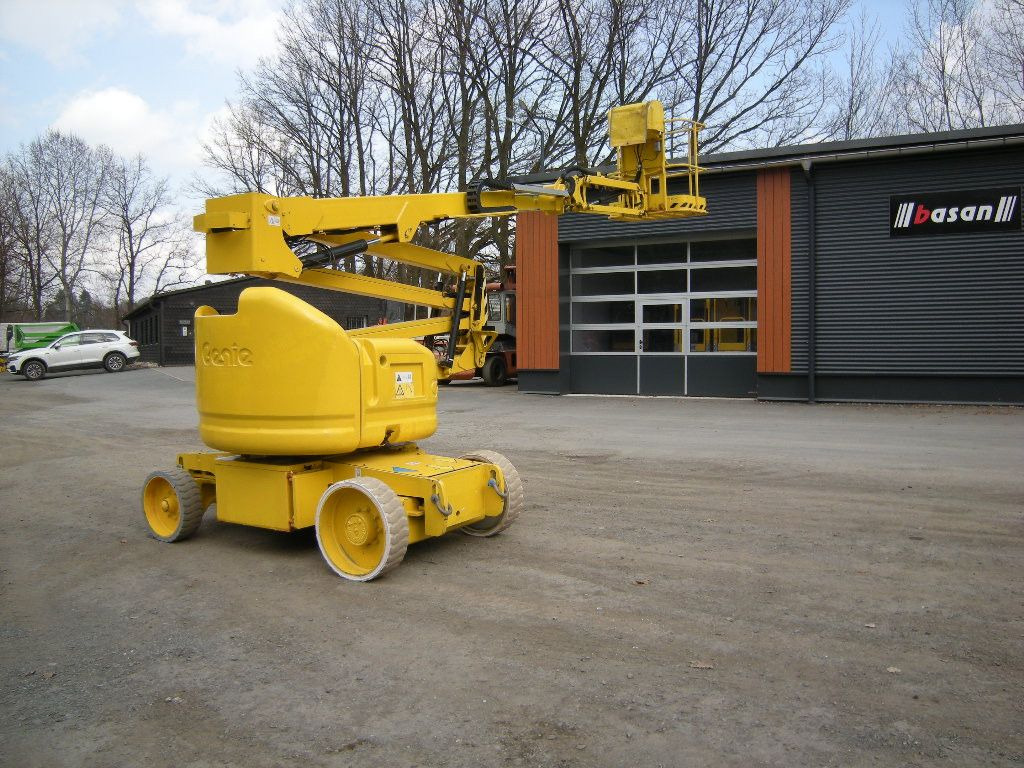 Genie Arbeitsbühne Genie Z 40/23NRJ, 12,5 m - Podizna platforma montirana na kamion: slika Genie Arbeitsbühne Genie Z 40/23NRJ, 12,5 m - Podizna platforma montirana na kamion Genie Arbeitsbühne Genie Z 40/23NRJ, 12,5 m - Podizna platforma montirana na kamion: slika Genie Arbeitsbühne Genie Z 40/23NRJ, 12,5 m - Podizna platforma montirana na kamion
