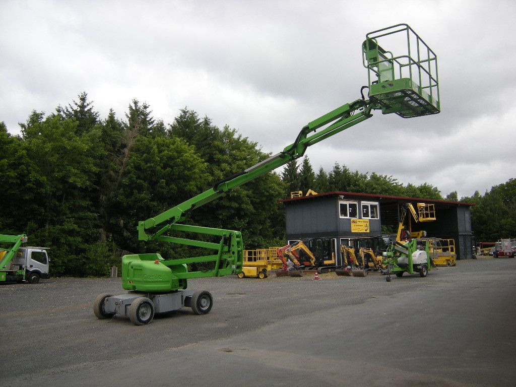 Genie Arbeitsbühne Genie Z 45/25 J, 15,8 m - Podizna platforma montirana na kamion: slika Genie Arbeitsbühne Genie Z 45/25 J, 15,8 m - Podizna platforma montirana na kamion Genie Arbeitsbühne Genie Z 45/25 J, 15,8 m - Podizna platforma montirana na kamion: slika Genie Arbeitsbühne Genie Z 45/25 J, 15,8 m - Podizna platforma montirana na kamion