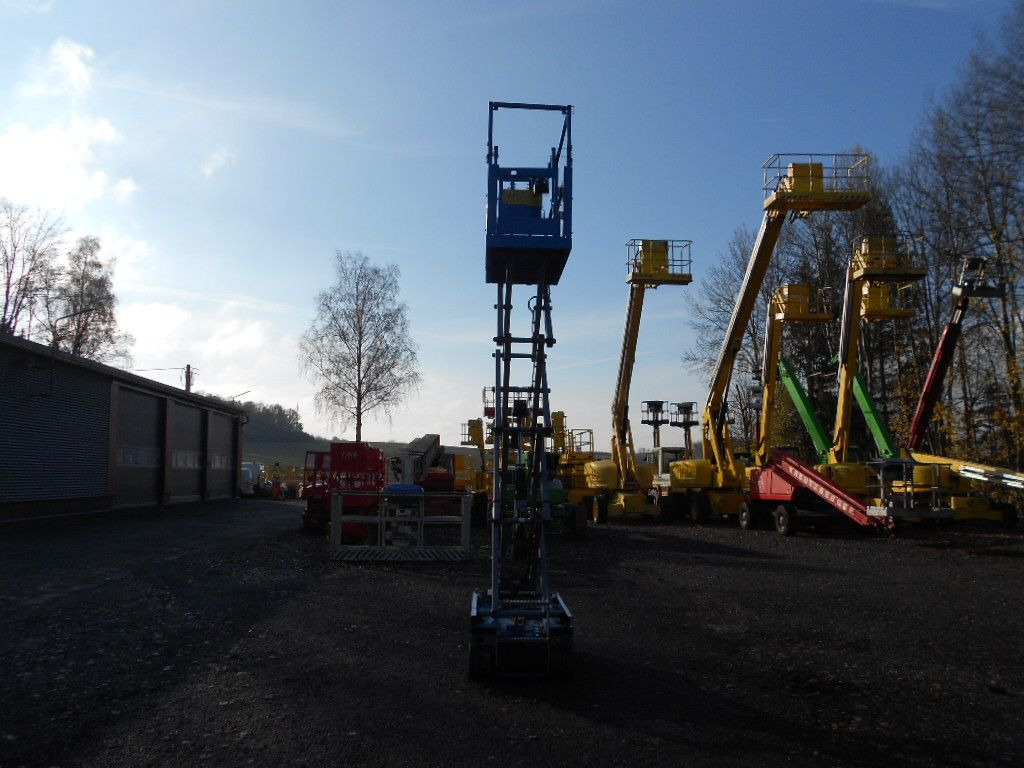 Genie GS 1330, Scherenarbeitsbühne Genie 5,9 m - Škarasta podizna platforma: slika Genie GS 1330, Scherenarbeitsbühne Genie 5,9 m - Škarasta podizna platforma Genie GS 1330, Scherenarbeitsbühne Genie 5,9 m - Škarasta podizna platforma: slika Genie GS 1330, Scherenarbeitsbühne Genie 5,9 m - Škarasta podizna platforma
