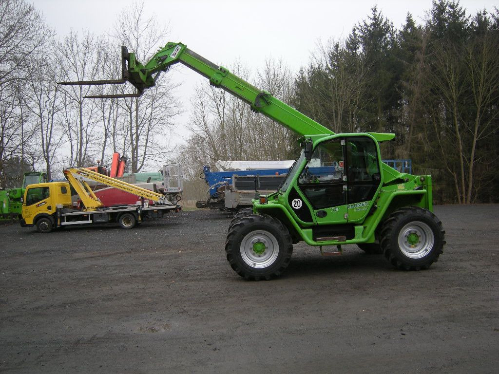 Merlo Panoramic P38.10 Turbofarmer - Teleskopski rukovatelj: slika Merlo Panoramic P38.10 Turbofarmer - Teleskopski rukovatelj Merlo Panoramic P38.10 Turbofarmer - Teleskopski rukovatelj: slika Merlo Panoramic P38.10 Turbofarmer - Teleskopski rukovatelj