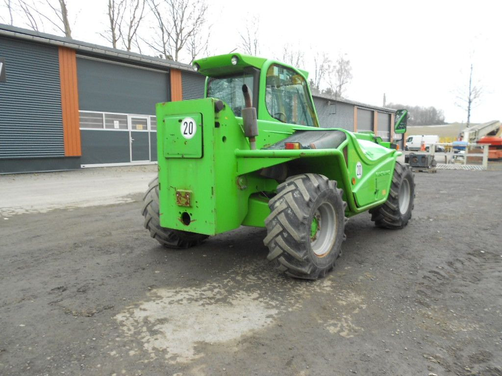 Merlo SL33 Panoramic P40.9 - Teleskopski rukovatelj: slika Merlo SL33 Panoramic P40.9 - Teleskopski rukovatelj Merlo SL33 Panoramic P40.9 - Teleskopski rukovatelj: slika Merlo SL33 Panoramic P40.9 - Teleskopski rukovatelj
