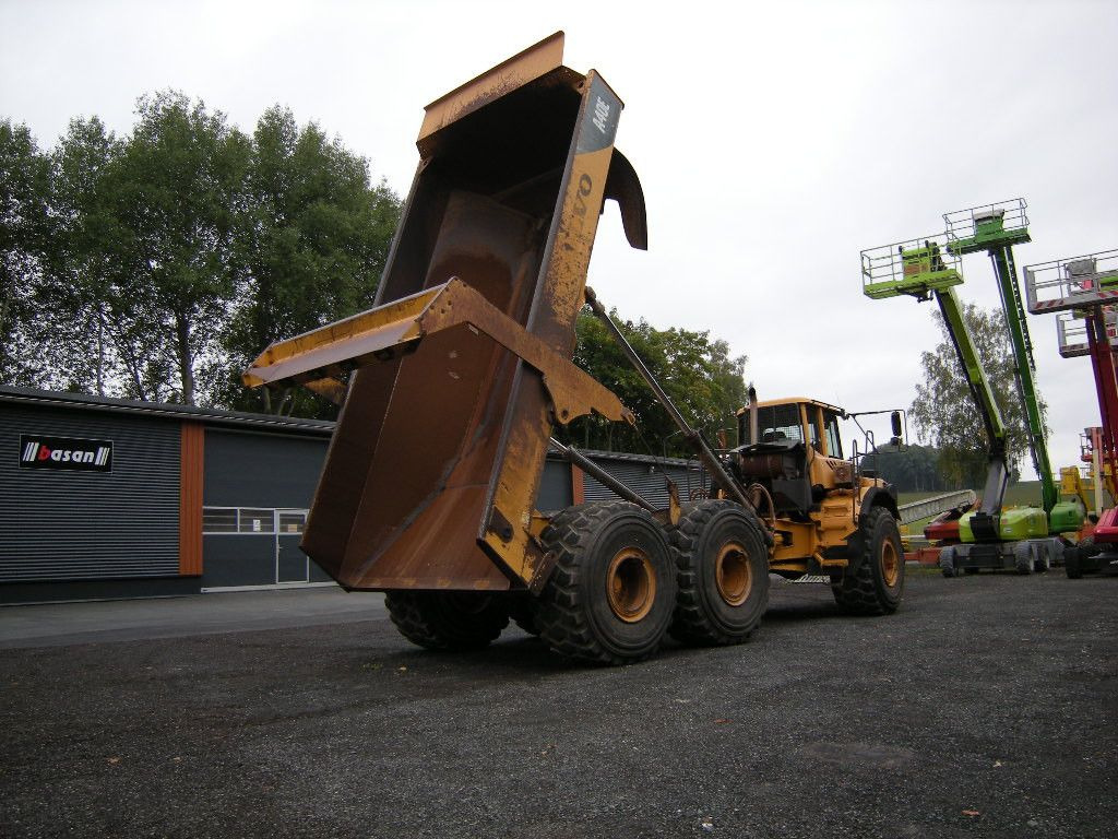 Volvo A 40 E, Dumper - Zglobni istovarivač: slika Volvo A 40 E, Dumper - Zglobni istovarivač Volvo A 40 E, Dumper - Zglobni istovarivač: slika Volvo A 40 E, Dumper - Zglobni istovarivač