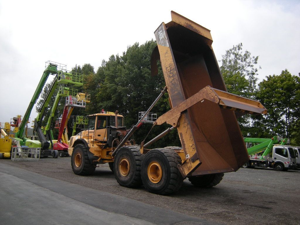 Volvo A 40 E, Dumper - Zglobni istovarivač: slika Volvo A 40 E, Dumper - Zglobni istovarivač Volvo A 40 E, Dumper - Zglobni istovarivač: slika Volvo A 40 E, Dumper - Zglobni istovarivač
