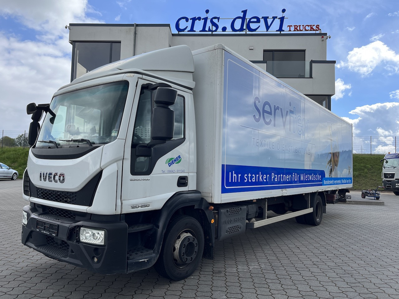 Iveco 120E25 Eurocargo 4x2 Koffer | Ladebordwand - Kamion sandučar: slika Iveco 120E25 Eurocargo 4x2 Koffer | Ladebordwand - Kamion sandučar Iveco 120E25 Eurocargo 4x2 Koffer | Ladebordwand - Kamion sandučar: slika Iveco 120E25 Eurocargo 4x2 Koffer | Ladebordwand - Kamion sandučar
