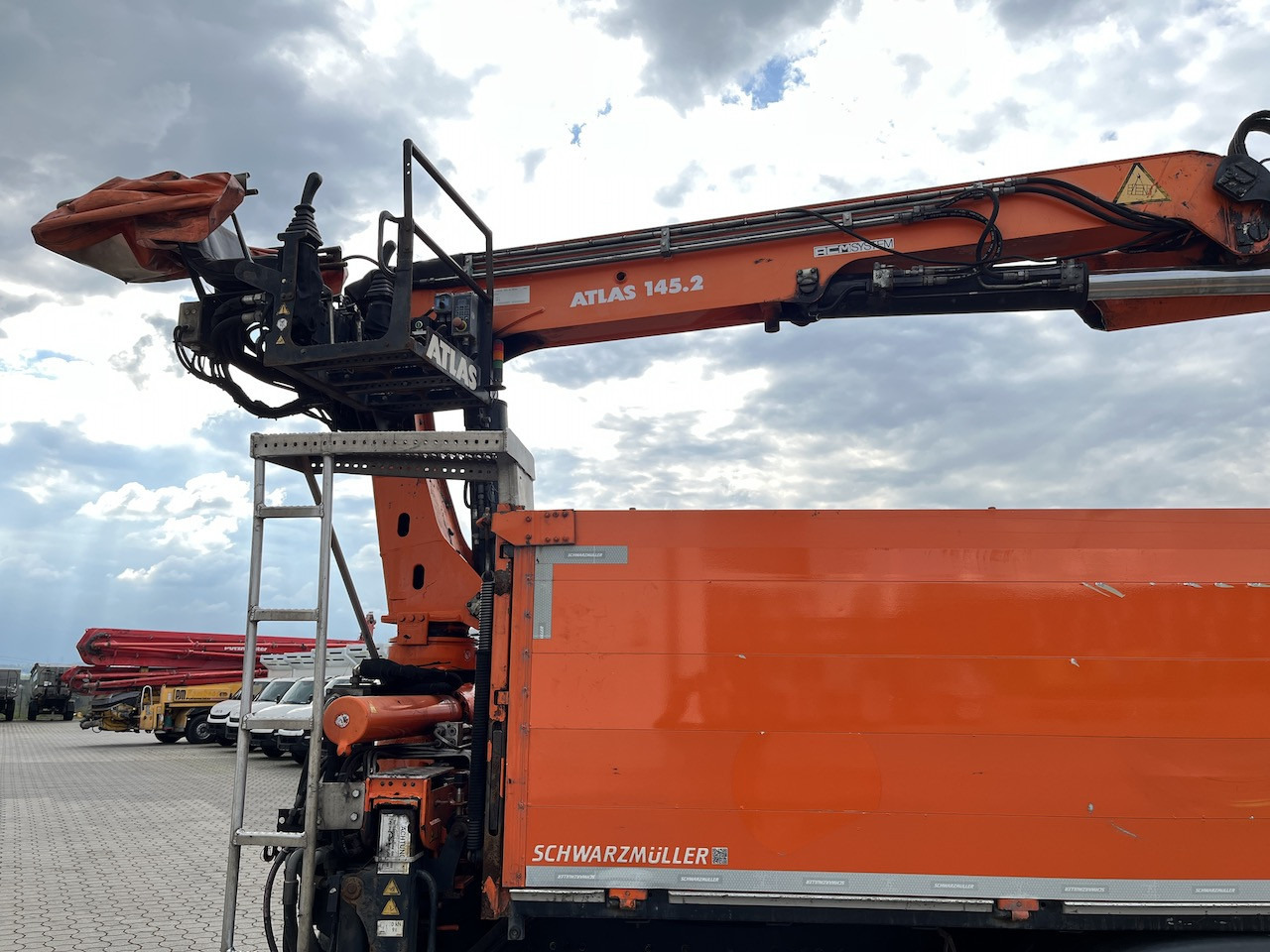 MAN TGX 26.480 6x2 Atlas 145.2 Kran Baustoff AHK - Kamion s otvorenim sandukom, Kamion s kranom: slika MAN TGX 26.480 6x2 Atlas 145.2 Kran Baustoff AHK - Kamion s otvorenim sandukom, Kamion s kranom MAN TGX 26.480 6x2 Atlas 145.2 Kran Baustoff AHK - Kamion s otvorenim sandukom, Kamion s kranom: slika MAN TGX 26.480 6x2 Atlas 145.2 Kran Baustoff AHK - Kamion s otvorenim sandukom, Kamion s kranom