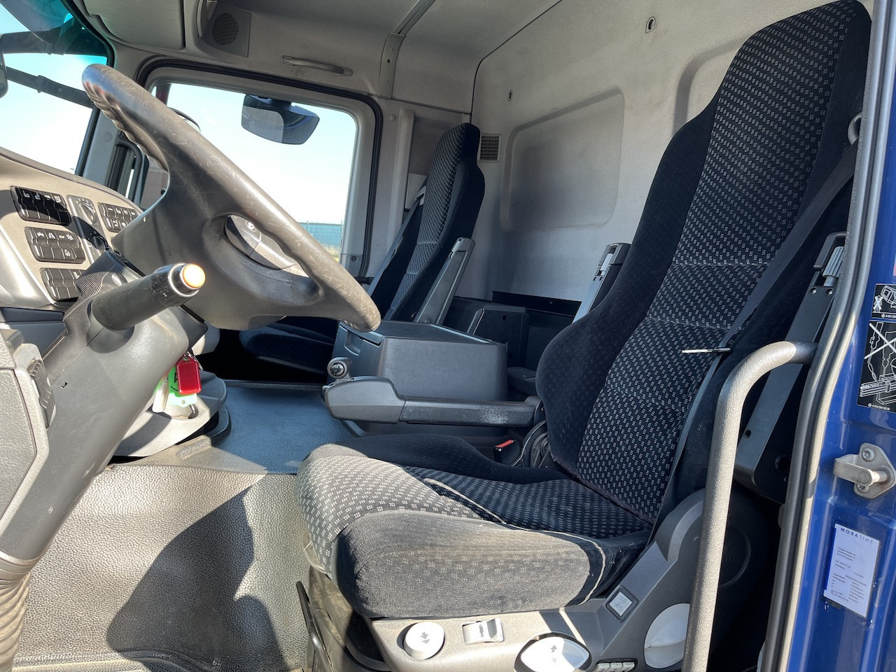 Mercedes-Benz 2541 6x2 Atlas 135.2E Pritsche 8,20 m - Kamion s otvorenim sandukom, Kamion s kranom: slika Mercedes-Benz 2541 6x2 Atlas 135.2E Pritsche 8,20 m - Kamion s otvorenim sandukom, Kamion s kranom Mercedes-Benz 2541 6x2 Atlas 135.2E Pritsche 8,20 m - Kamion s otvorenim sandukom, Kamion s kranom: slika Mercedes-Benz 2541 6x2 Atlas 135.2E Pritsche 8,20 m - Kamion s otvorenim sandukom, Kamion s kranom
