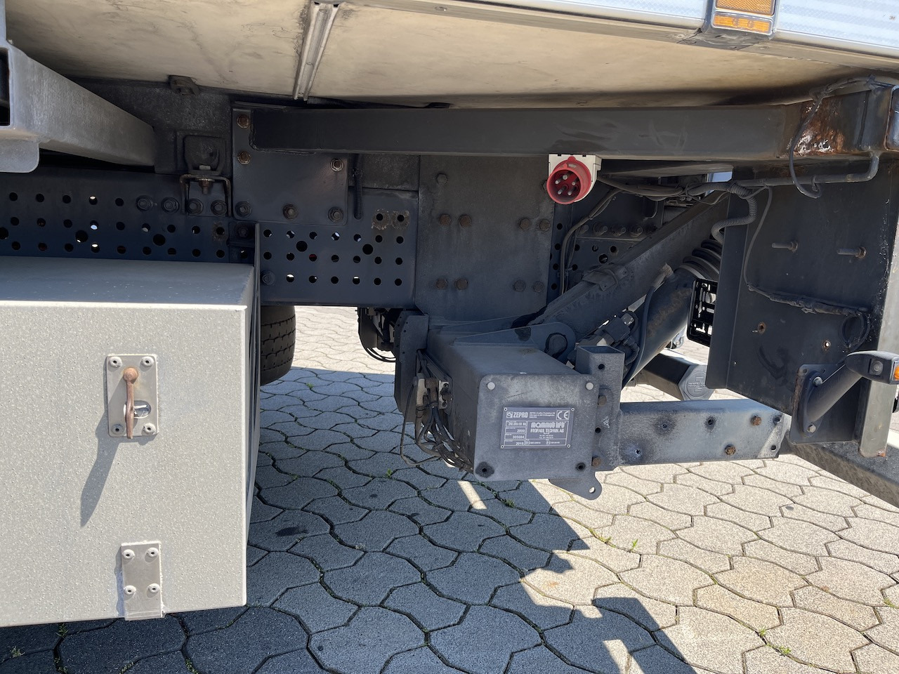 Mercedes-Benz Antos 1840 4x4 HAD LBW Kühlung Flüssigstickstoff - Kamion hladnjača: slika Mercedes-Benz Antos 1840 4x4 HAD LBW Kühlung Flüssigstickstoff - Kamion hladnjača Mercedes-Benz Antos 1840 4x4 HAD LBW Kühlung Flüssigstickstoff - Kamion hladnjača: slika Mercedes-Benz Antos 1840 4x4 HAD LBW Kühlung Flüssigstickstoff - Kamion hladnjača