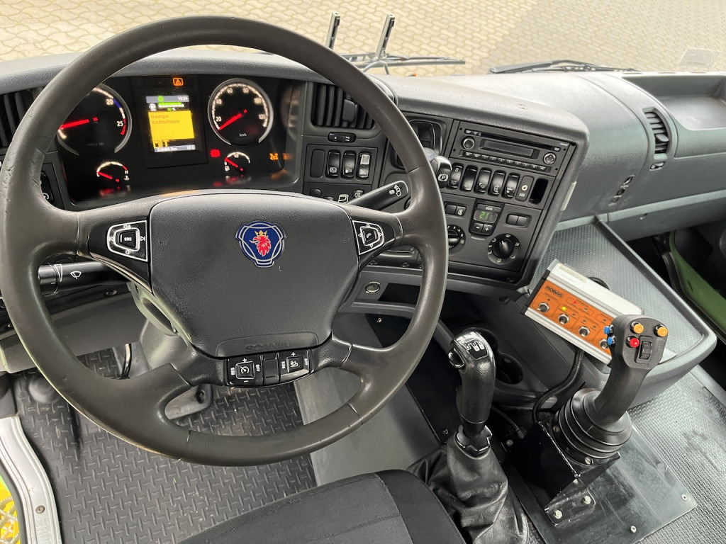 Scania G 450 8x4 Trösch Abrollkipper - Kamion s kukastom dizalicom: slika Scania G 450 8x4 Trösch Abrollkipper - Kamion s kukastom dizalicom Scania G 450 8x4 Trösch Abrollkipper - Kamion s kukastom dizalicom: slika Scania G 450 8x4 Trösch Abrollkipper - Kamion s kukastom dizalicom