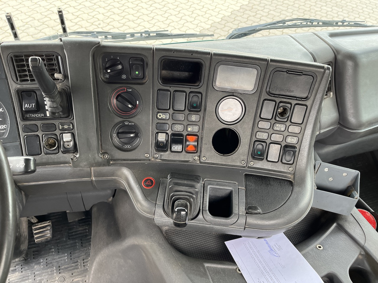 Scania P114 340 4x2  Trösch Absetzkipper   Retarder AHK - Utovarivač s proklizavajućim upravljanjem: slika Scania P114 340 4x2  Trösch Absetzkipper   Retarder AHK - Utovarivač s proklizavajućim upravljanjem Scania P114 340 4x2  Trösch Absetzkipper   Retarder AHK - Utovarivač s proklizavajućim upravljanjem: slika Scania P114 340 4x2  Trösch Absetzkipper   Retarder AHK - Utovarivač s proklizavajućim upravljanjem