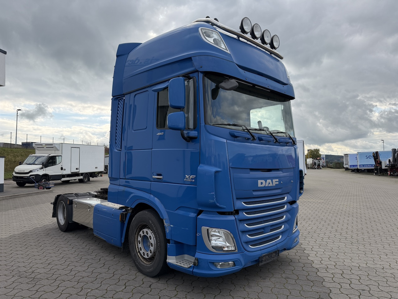 Daf XF 460 4x2 Retarder - Tegljač: slika Daf XF 460 4x2 Retarder - Tegljač Daf XF 460 4x2 Retarder - Tegljač: slika Daf XF 460 4x2 Retarder - Tegljač