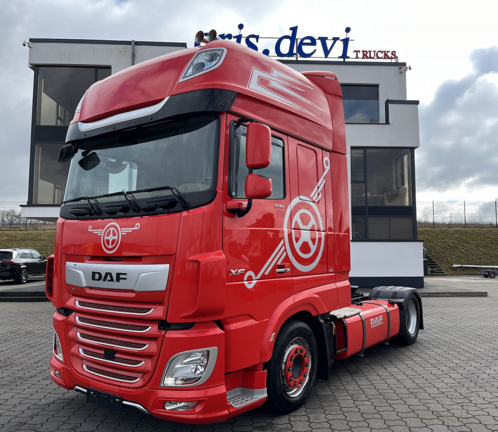 Daf XF 530 4x2 Low Liner Exclusive Line SZM - Tegljač: slika Daf XF 530 4x2 Low Liner Exclusive Line SZM - Tegljač Daf XF 530 4x2 Low Liner Exclusive Line SZM - Tegljač: slika Daf XF 530 4x2 Low Liner Exclusive Line SZM - Tegljač
