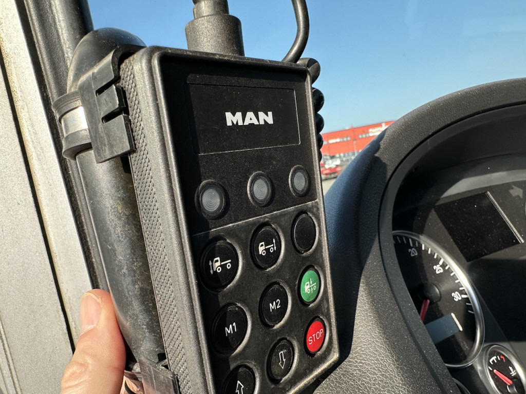 MAN TGX 18.500 LL 4x2 Kipphydraulik Intarder - Tegljač: slika MAN TGX 18.500 LL 4x2 Kipphydraulik Intarder - Tegljač MAN TGX 18.500 LL 4x2 Kipphydraulik Intarder - Tegljač: slika MAN TGX 18.500 LL 4x2 Kipphydraulik Intarder - Tegljač