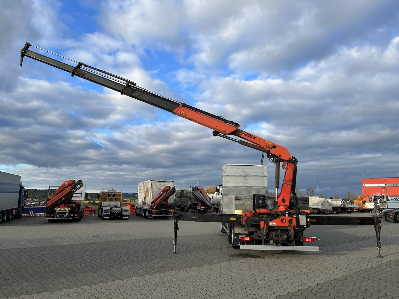 Kamion s kranom, Kamion s otvorenim sandukom Volvo FH 520 6x2  Palfinger PK 12502 | AHK: slika Kamion s kranom, Kamion s otvorenim sandukom Volvo FH 520 6x2  Palfinger PK 12502 | AHK