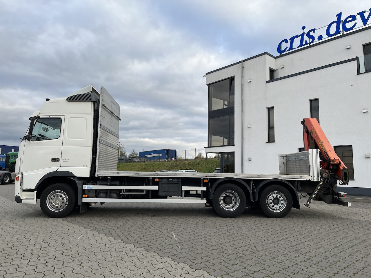 Kamion s kranom, Kamion s otvorenim sandukom Volvo FH 520 6x2  Palfinger PK 12502 | AHK: slika Kamion s kranom, Kamion s otvorenim sandukom Volvo FH 520 6x2  Palfinger PK 12502 | AHK