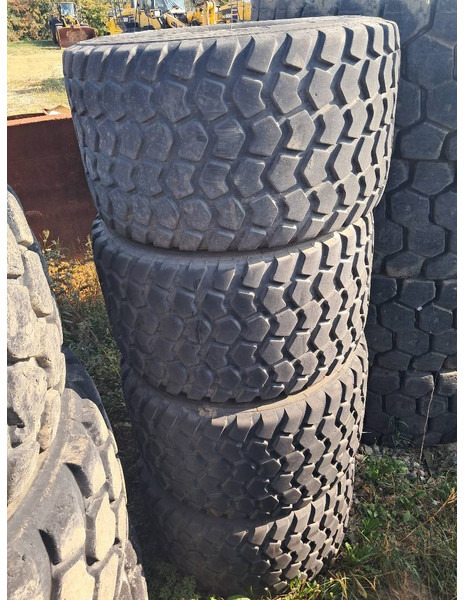 Aeolus 600/50R22.5 - Gume i felge za Građevinski strojevi: slika Aeolus 600/50R22.5 - Gume i felge za Građevinski strojevi Aeolus 600/50R22.5 - Gume i felge za Građevinski strojevi: slika Aeolus 600/50R22.5 - Gume i felge za Građevinski strojevi