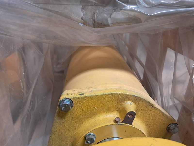 Komatsu D85PX-18 -SPRING ASSY - 154-30-00281 - Okvir/ Šasija za Građevinski strojevi: slika Komatsu D85PX-18 -SPRING ASSY - 154-30-00281 - Okvir/ Šasija za Građevinski strojevi Komatsu D85PX-18 -SPRING ASSY - 154-30-00281 - Okvir/ Šasija za Građevinski strojevi: slika Komatsu D85PX-18 -SPRING ASSY - 154-30-00281 - Okvir/ Šasija za Građevinski strojevi