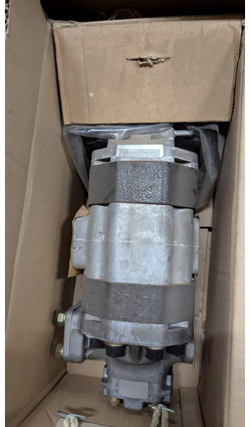 Komatsu HD405-7 - HYDRAULIC PUMP - 705-95-07081 - Kruti istovarivač/ Kamion za prijevoz kamenja: slika Komatsu HD405-7 - HYDRAULIC PUMP - 705-95-07081 - Kruti istovarivač/ Kamion za prijevoz kamenja Komatsu HD405-7 - HYDRAULIC PUMP - 705-95-07081 - Kruti istovarivač/ Kamion za prijevoz kamenja: slika Komatsu HD405-7 - HYDRAULIC PUMP - 705-95-07081 - Kruti istovarivač/ Kamion za prijevoz kamenja