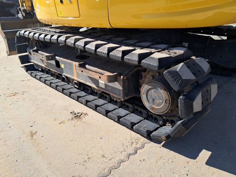 Komatsu PC80MR-5E0 - Mini bager: slika Komatsu PC80MR-5E0 - Mini bager Komatsu PC80MR-5E0 - Mini bager: slika Komatsu PC80MR-5E0 - Mini bager