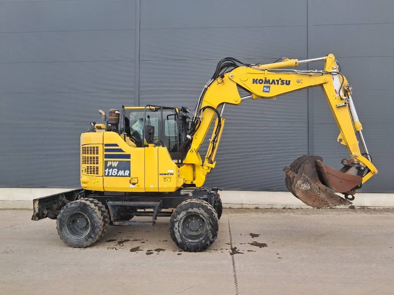 Bager na kotačima Komatsu PW118MR-11: slika Bager na kotačima Komatsu PW118MR-11
