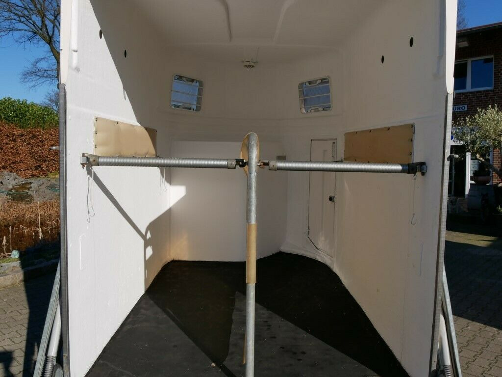 Böckmann Big Master Boden NEU Böckmann Big Master Boden NEU - Prikolica za konje: slika Böckmann Big Master Boden NEU Böckmann Big Master Boden NEU - Prikolica za konje Böckmann Big Master Boden NEU Böckmann Big Master Boden NEU - Prikolica za konje: slika Böckmann Big Master Boden NEU Böckmann Big Master Boden NEU - Prikolica za konje