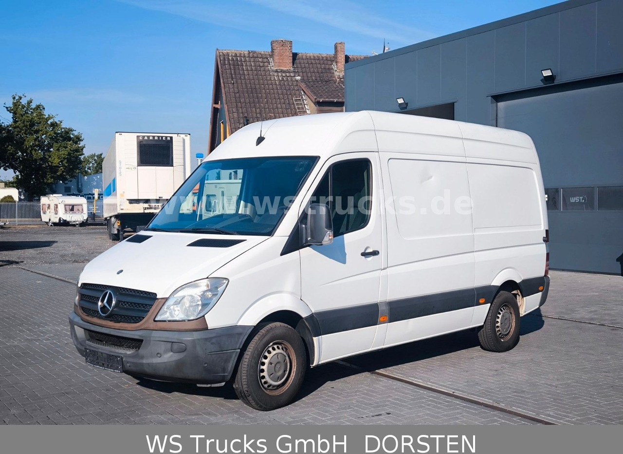 Mercedes-Benz Sprinter II Kasten 216 CDI Hoch/Lang - Dostavno vozilo: slika Mercedes-Benz Sprinter II Kasten 216 CDI Hoch/Lang - Dostavno vozilo Mercedes-Benz Sprinter II Kasten 216 CDI Hoch/Lang - Dostavno vozilo: slika Mercedes-Benz Sprinter II Kasten 216 CDI Hoch/Lang - Dostavno vozilo
