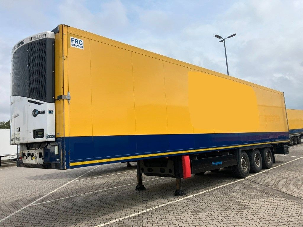 Krone 10x Tiefkühl Thermoking SLX 300 Doppelstock - Poluprikolica sa zatvorenim sandukom: slika Krone 10x Tiefkühl Thermoking SLX 300 Doppelstock - Poluprikolica sa zatvorenim sandukom Krone 10x Tiefkühl Thermoking SLX 300 Doppelstock - Poluprikolica sa zatvorenim sandukom: slika Krone 10x Tiefkühl Thermoking SLX 300 Doppelstock - Poluprikolica sa zatvorenim sandukom
