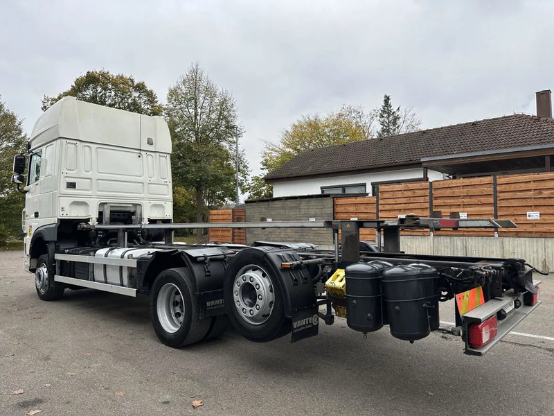 DAF XF 106 450 SSC 6X2* 4 St.! *Jumbo*E6D*Multi*VANTEC - Transporter kontejnera/ Kamion s izmjenjivim sanducima: slika DAF XF 106 450 SSC 6X2* 4 St.! *Jumbo*E6D*Multi*VANTEC - Transporter kontejnera/ Kamion s izmjenjivim sanducima DAF XF 106 450 SSC 6X2* 4 St.! *Jumbo*E6D*Multi*VANTEC - Transporter kontejnera/ Kamion s izmjenjivim sanducima: slika DAF XF 106 450 SSC 6X2* 4 St.! *Jumbo*E6D*Multi*VANTEC - Transporter kontejnera/ Kamion s izmjenjivim sanducima