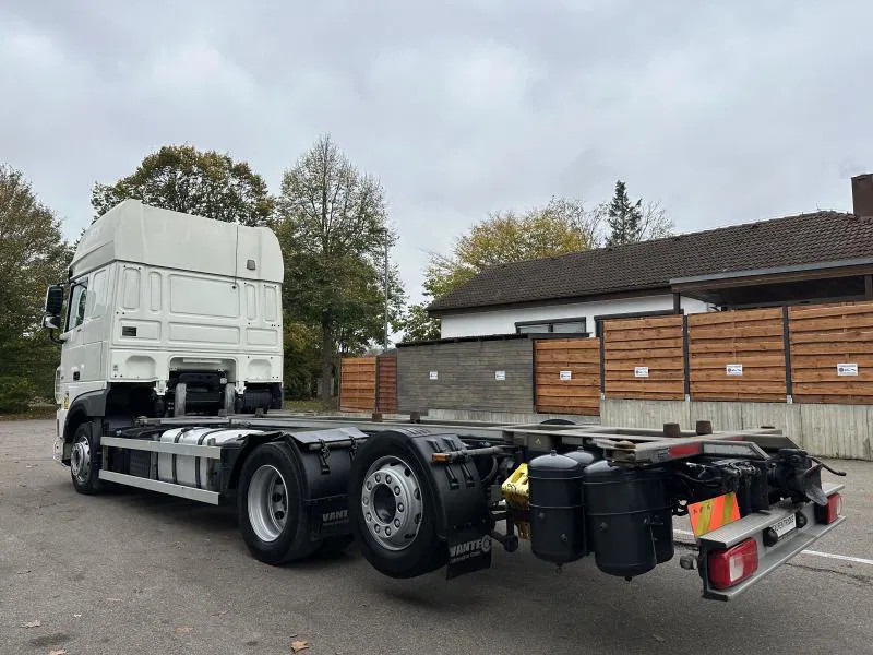 DAF XF 106 450 SSC 6X2*4 Stück ! *Jumbo*E6D*Multi*VANTEC - Transporter kontejnera/ Kamion s izmjenjivim sanducima: slika DAF XF 106 450 SSC 6X2*4 Stück ! *Jumbo*E6D*Multi*VANTEC - Transporter kontejnera/ Kamion s izmjenjivim sanducima DAF XF 106 450 SSC 6X2*4 Stück ! *Jumbo*E6D*Multi*VANTEC - Transporter kontejnera/ Kamion s izmjenjivim sanducima: slika DAF XF 106 450 SSC 6X2*4 Stück ! *Jumbo*E6D*Multi*VANTEC - Transporter kontejnera/ Kamion s izmjenjivim sanducima