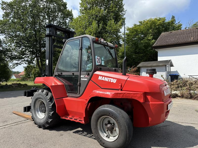 Manitou MC 50 Turbo 5 to Geländestapler Seitenschieb Kabine - Viličar: slika Manitou MC 50 Turbo 5 to Geländestapler Seitenschieb Kabine - Viličar Manitou MC 50 Turbo 5 to Geländestapler Seitenschieb Kabine - Viličar: slika Manitou MC 50 Turbo 5 to Geländestapler Seitenschieb Kabine - Viličar