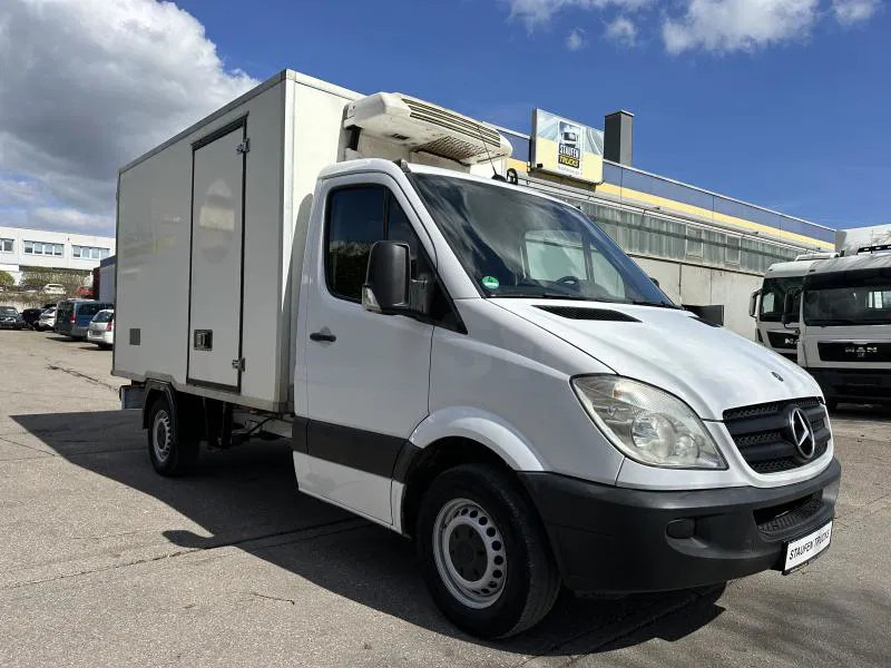 Mercedes-Benz Sprinter 315 CDI Kühlfahrzeug TK V 300 D+E Seitentüre - Dostavno vozilo hladnjača: slika Mercedes-Benz Sprinter 315 CDI Kühlfahrzeug TK V 300 D+E Seitentüre - Dostavno vozilo hladnjača Mercedes-Benz Sprinter 315 CDI Kühlfahrzeug TK V 300 D+E Seitentüre - Dostavno vozilo hladnjača: slika Mercedes-Benz Sprinter 315 CDI Kühlfahrzeug TK V 300 D+E Seitentüre - Dostavno vozilo hladnjača
